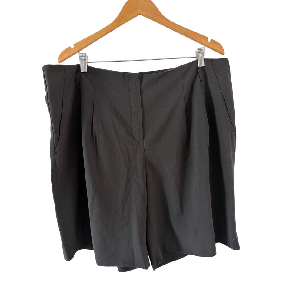 Larry Levine Woman Black Dress Shorts Plus Size 20W
